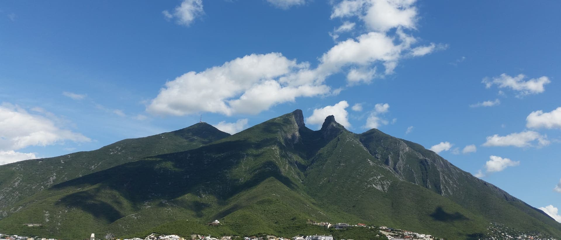 Vista del área metropolitana de Monterrey, Nuevo León